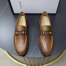 Gucci Leather Shoes